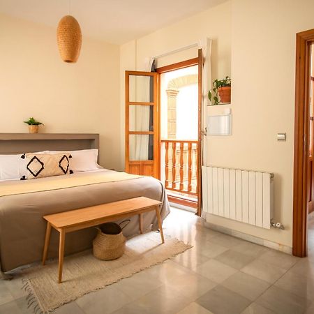 Apartamentos Turísticos San Pedro Granada Bagian luar foto
