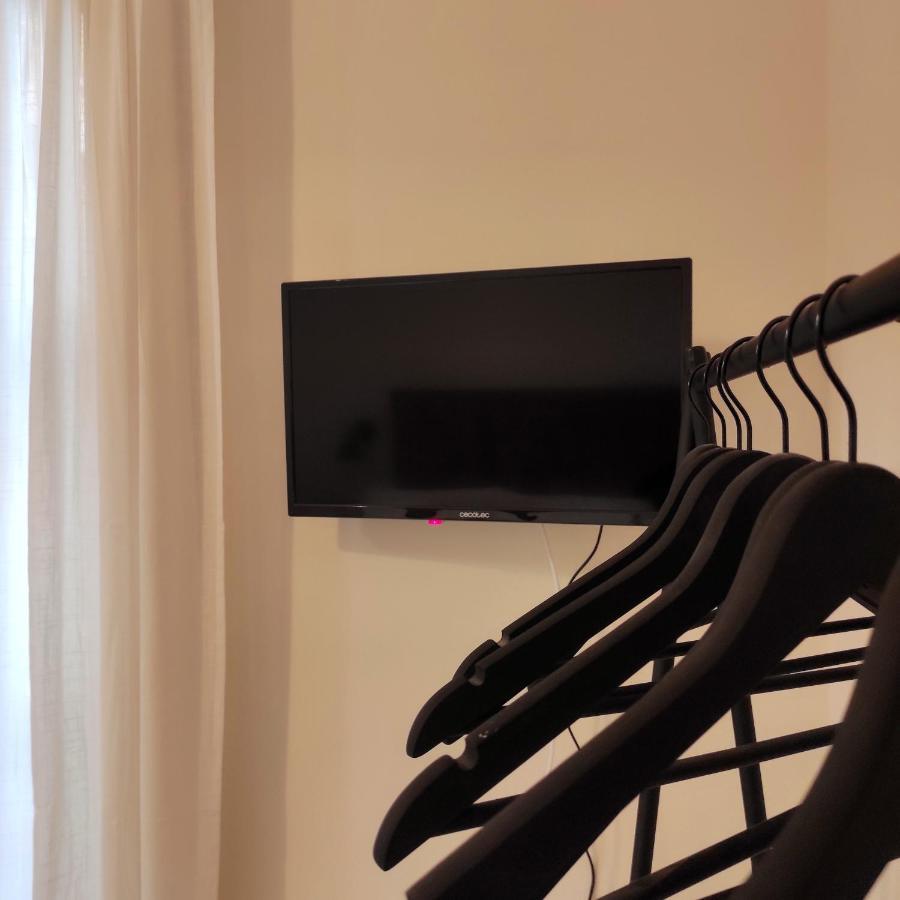 Apartamentos Turísticos San Pedro Granada Bagian luar foto
