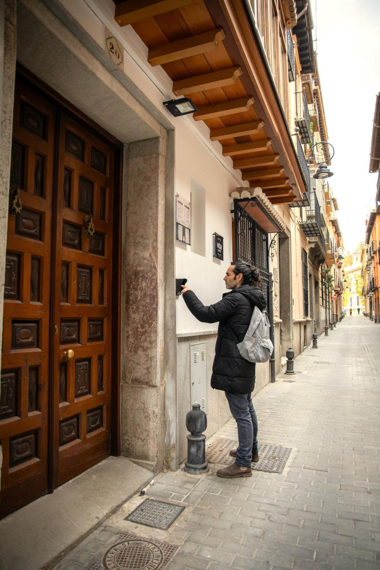 Apartamentos Turísticos San Pedro Granada Bagian luar foto