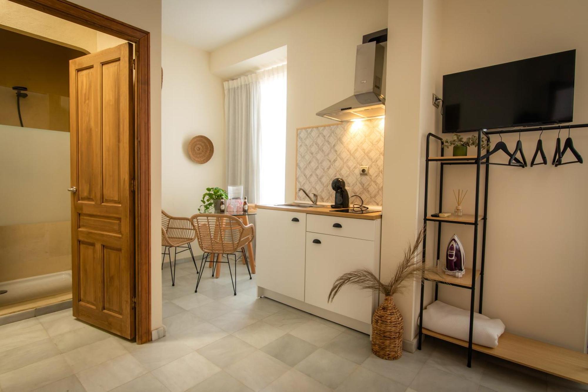 Apartamentos Turísticos San Pedro Granada Bagian luar foto