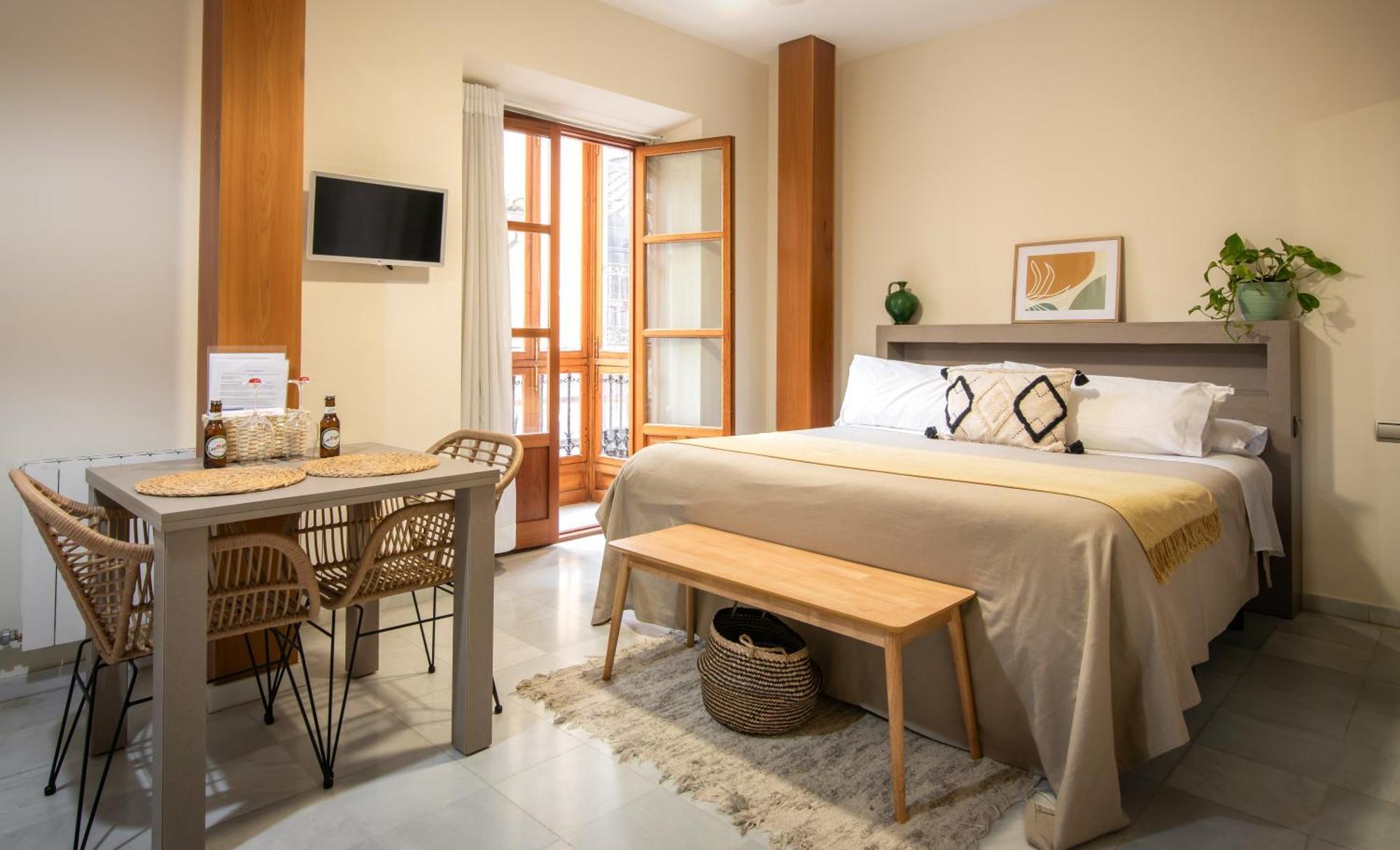 Apartamentos Turísticos San Pedro Granada Bagian luar foto