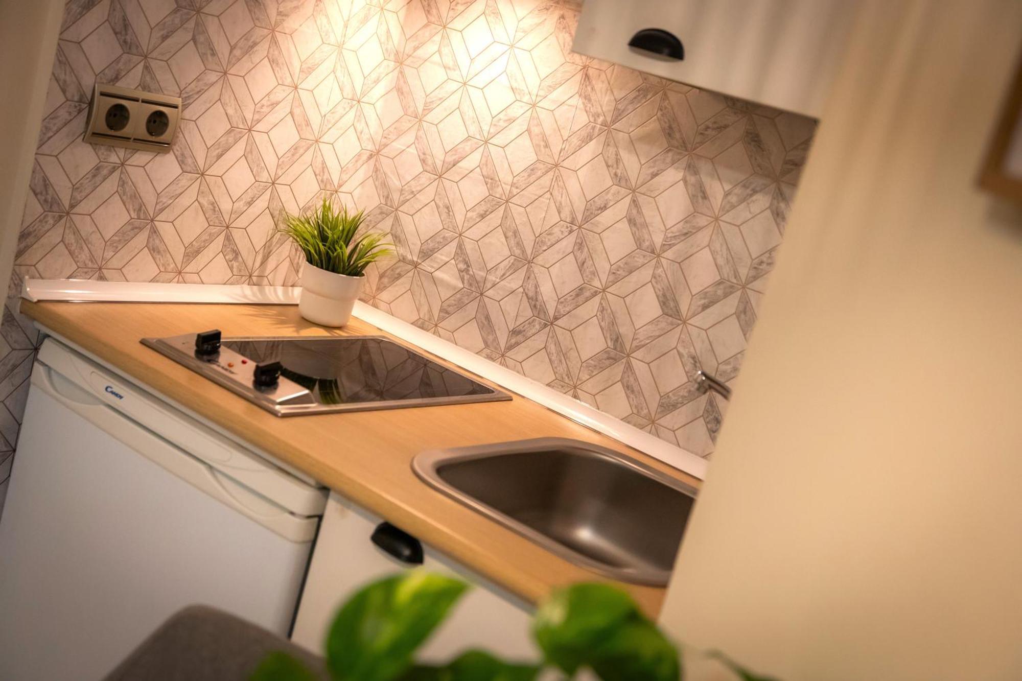Apartamentos Turísticos San Pedro Granada Bagian luar foto